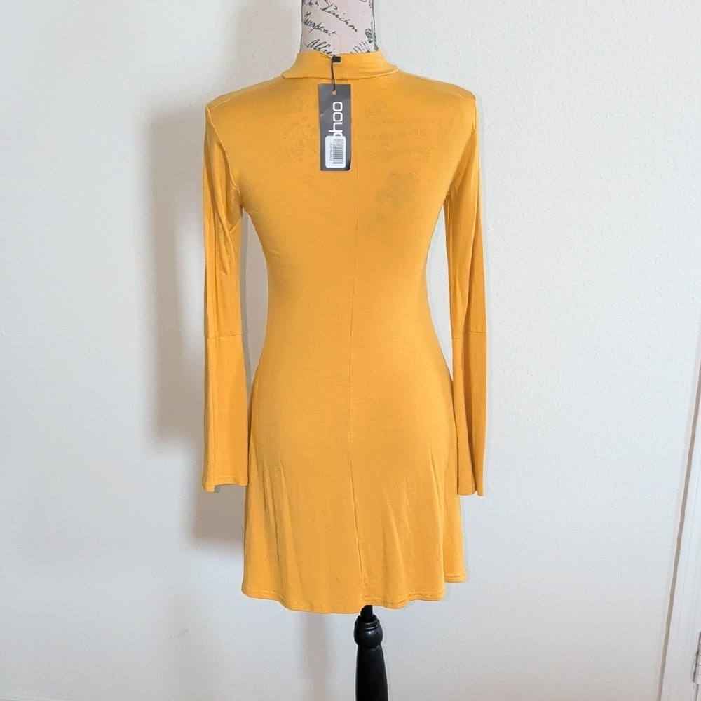 NWT Boohoo Yellow Long Sleeve Cut-Out Dress - Picture 4 of 7